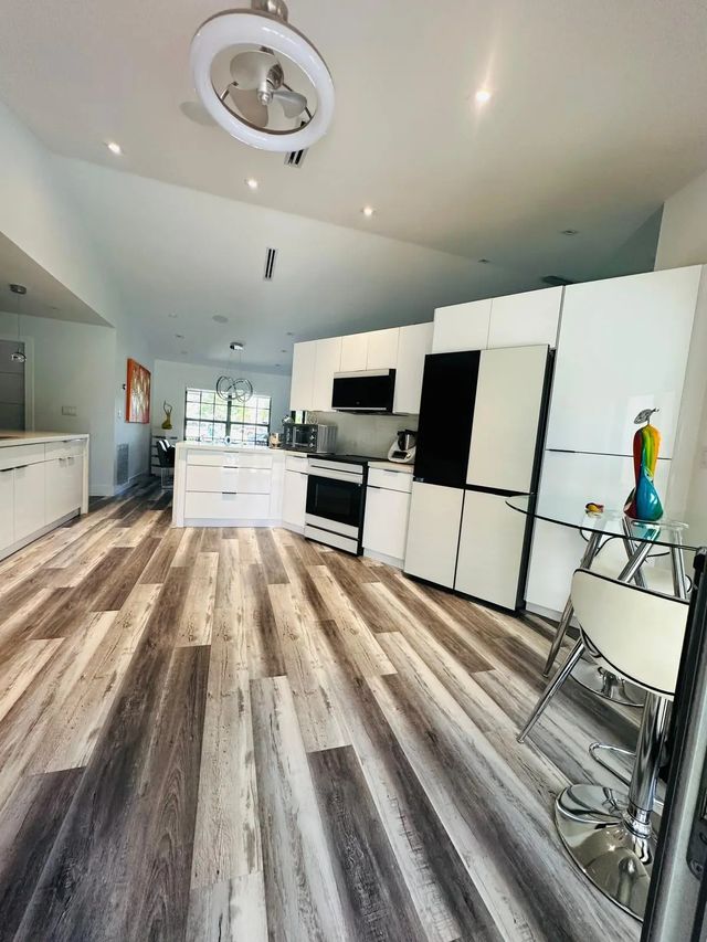 14251 Appalachian Trail, Davie