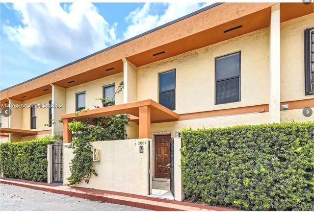 3864 Ne 167th Street #5, North Miami Beach