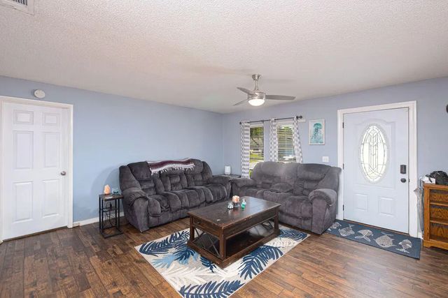 3 of 27 - 1337 Se Roanoke Street, Port St. Lucie, FL