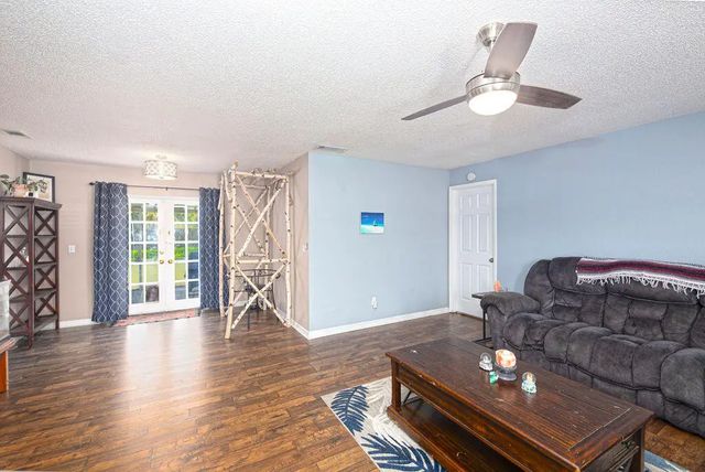 4 of 27 - 1337 Se Roanoke Street, Port St. Lucie, FL