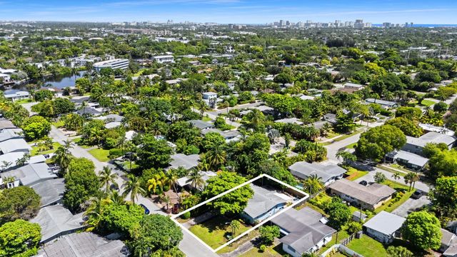 3 of 22 - 1636 Ne 7th Terrace, Fort Lauderdale, FL