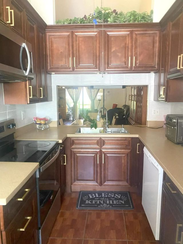 4 of 23 - 1040 Parkside Green Drive #c, Greenacres, FL