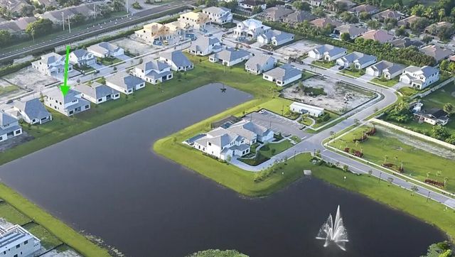 4 of 34 - 4951 Naugle Way #18 Livingston, Davie, FL