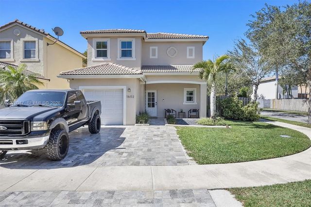 2 of 42 - 1602 Se 20th Road, Homestead, FL