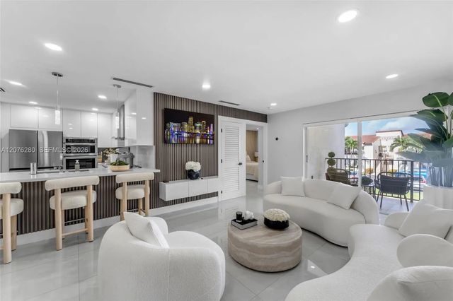 1180 Nw 124th Place #208, Miami