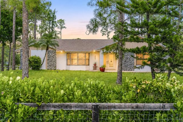 15211 60th Place N, The Acreage