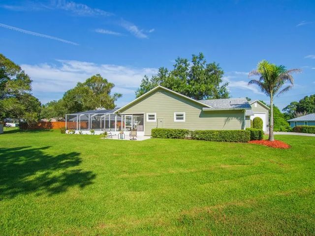 5 of 35 - 3555 3rd Place Sw, Vero Beach, FL
