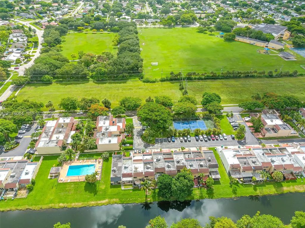 8120 Sw 103rd Avenue #8120, Miami