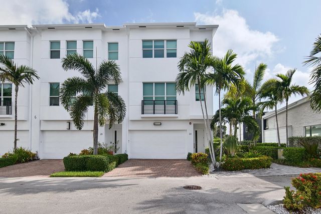 3 of 50 - 2900 Ne 12th Terrace #22, Oakland Park, FL