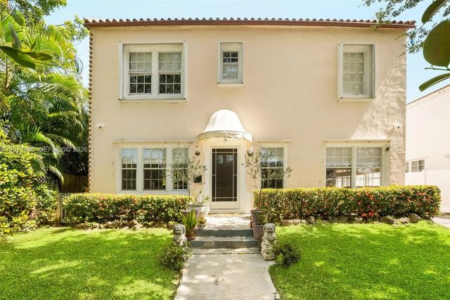 2 of 31 - 524 W 47th Street, Miami Beach, FL
