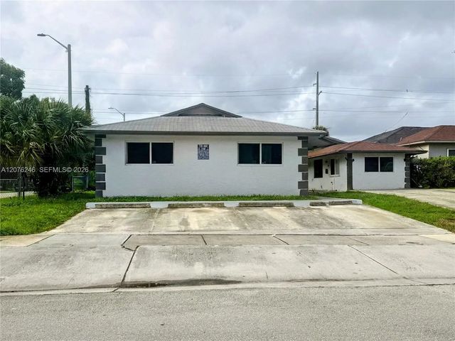 2500 Franklin Drive, Fort Lauderdale