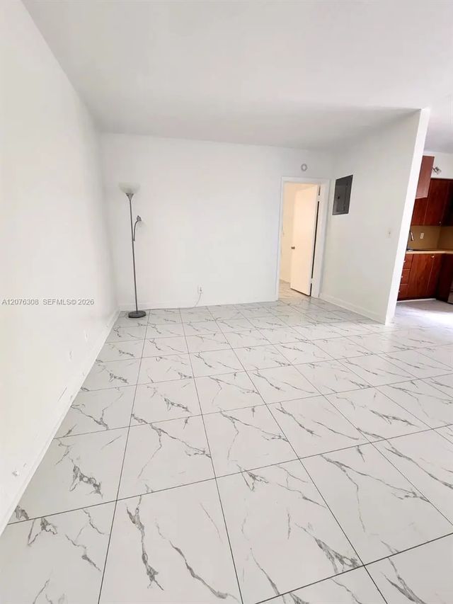 5 of 12 - 3525 Tyler Street #9, Hollywood, FL