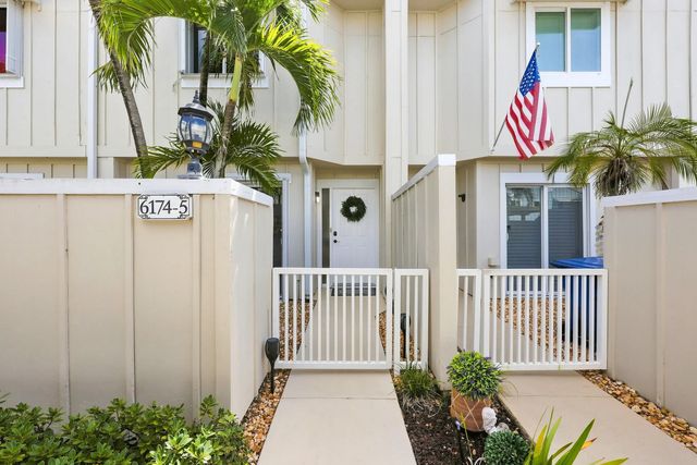 3 of 64 - 6174 Riverwalk Lane #5, Jupiter, FL