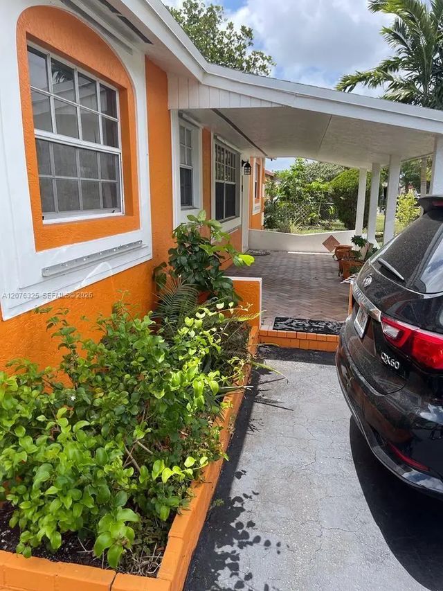 3 of 19 - 2240 Nw 177th Terrace, Miami Gardens, FL