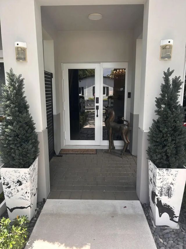 4 of 38 - 1488 Ne 34th Street, Oakland Park, FL