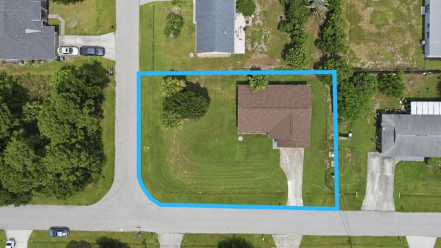 2 of 26 - 4057 Sw Haycroft Street, Port St. Lucie, FL