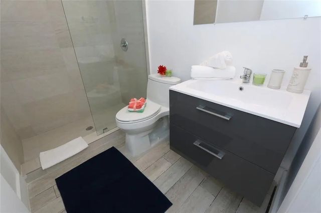 3 of 9 - 811 Jefferson Avenue #102, Miami Beach, FL