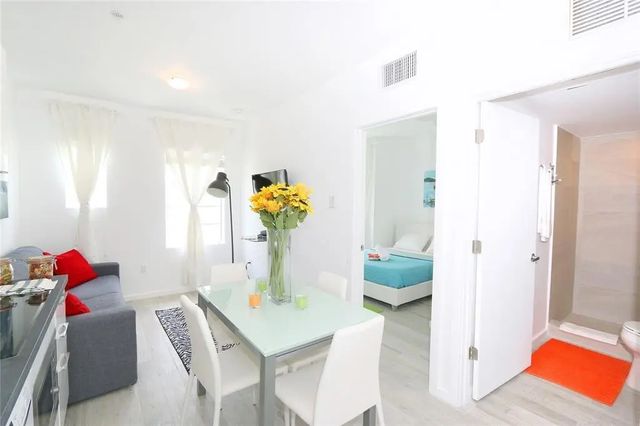 5 of 9 - 811 Jefferson Avenue #102, Miami Beach, FL