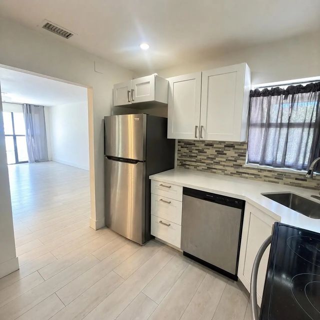 3 of 18 - 2540 N Carambola Circle N #1831, Coconut Creek, FL