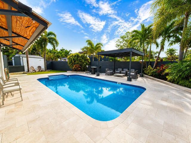 5 of 25 - 1600 Nw 4th Avenue, Fort Lauderdale, FL