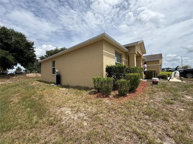 2 of 17 - 4106 Dinner Lake Way, Lake Wales, FL
