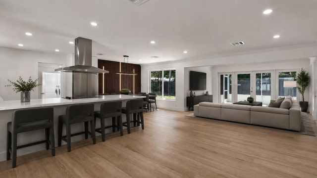 5 of 53 - 4000 Ne 22nd Avenue, Lighthouse Point, FL