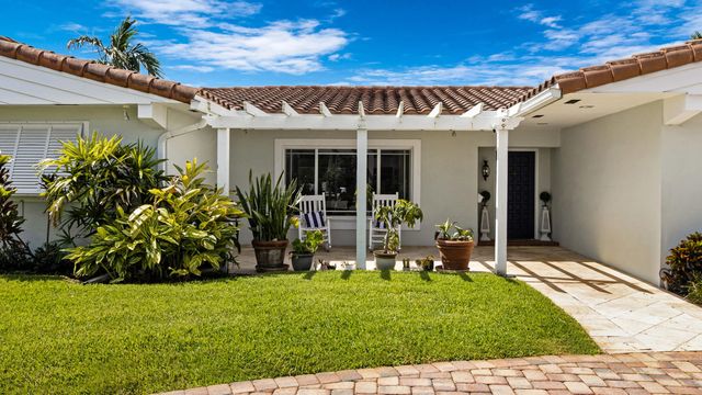 4 of 50 - 2750 Ne 8th Court, Pompano Beach, FL