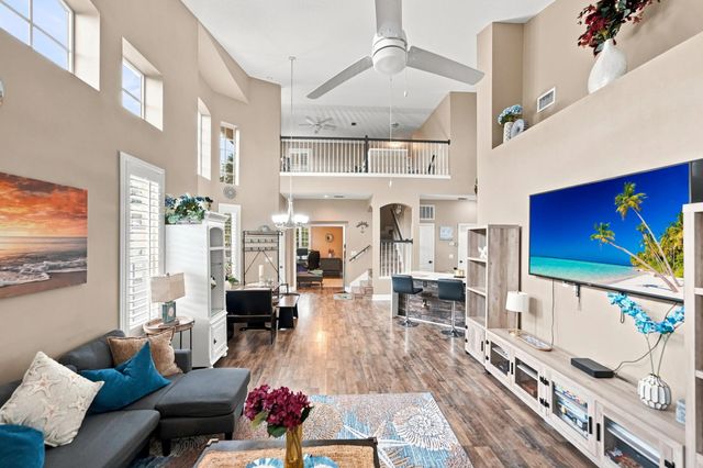 5 of 42 - 1686 Sw Harbour Isles Circle, Port St. Lucie, FL