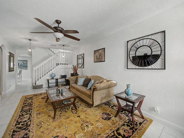 4 of 32 - 206 Birch Street, Boynton Beach, FL