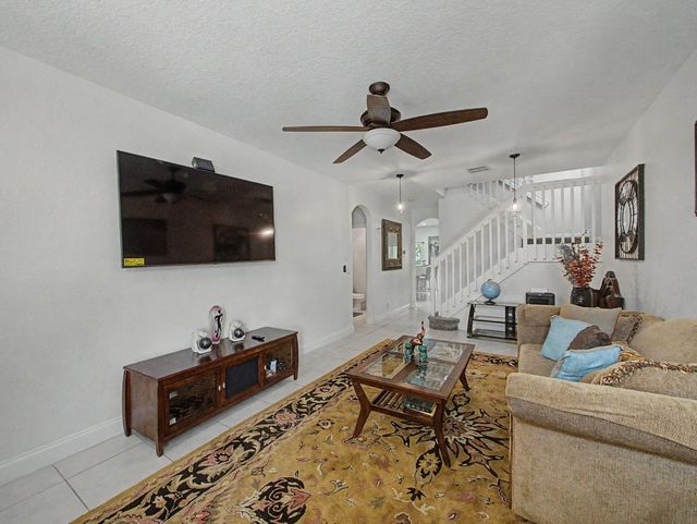 5 of 32 - 206 Birch Street, Boynton Beach, FL