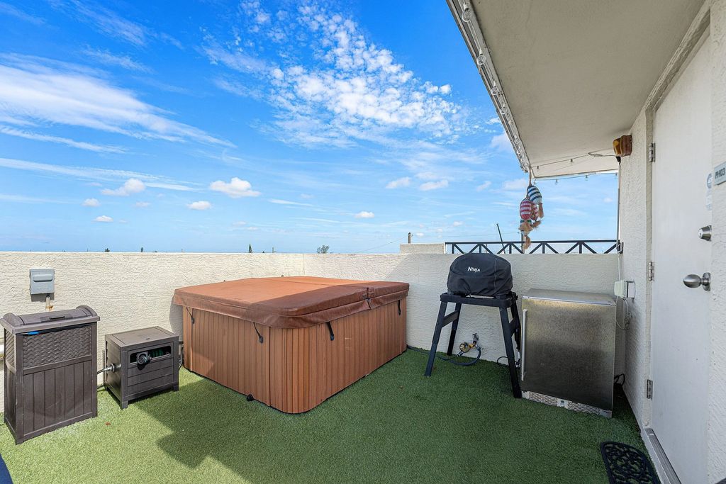 235 Ne 1st Street #ph 503, Delray Beach
