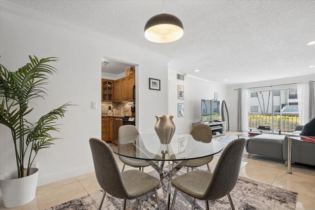 4 of 22 - 6287 Bay Club Drive #2, Fort Lauderdale, FL