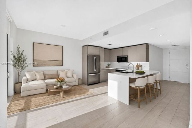 2000 Metropica Way #417, Sunrise