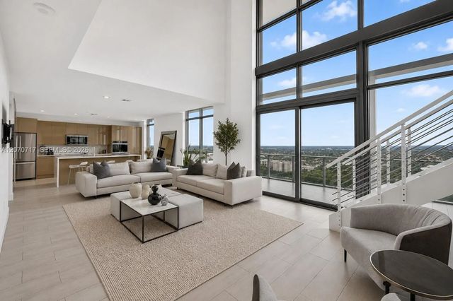 2000 Metropica Way #ph07, Sunrise