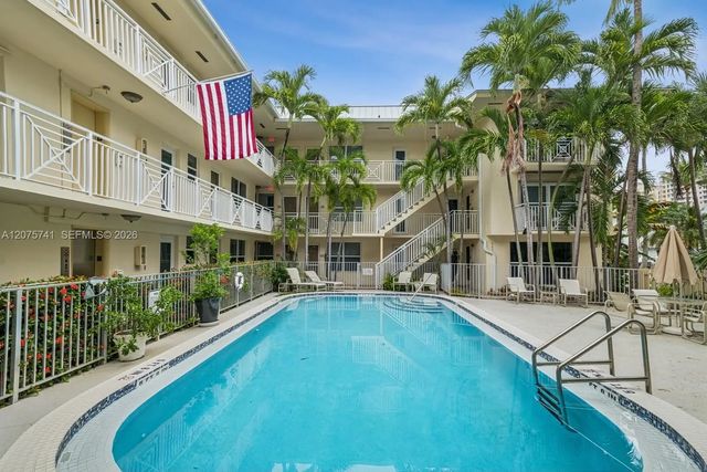 255 Sunrise Drive #107, Key Biscayne