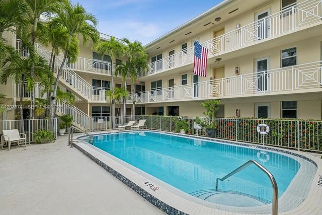5 of 18 - 255 Sunrise Drive #107, Key Biscayne, FL