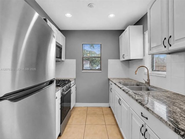 5 of 25 - 2641 Nw 21st Street, Fort Lauderdale, FL