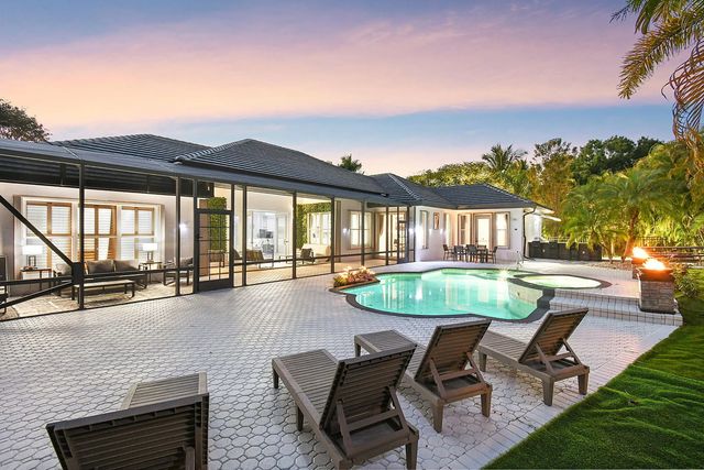 15700 Carrera Lane, Wellington