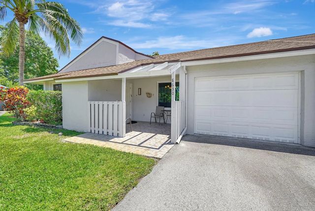 8630 Bridle Path Court #207, Davie