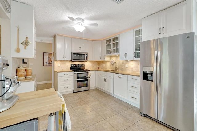 4 of 62 - 8630 Bridle Path Court #207, Davie, FL