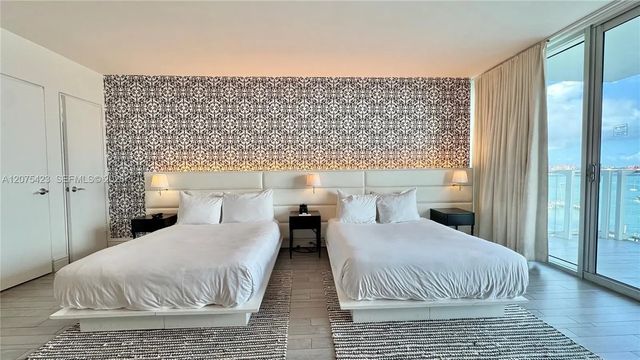4 of 22 - 1100 West Avenue #812, Miami Beach, FL