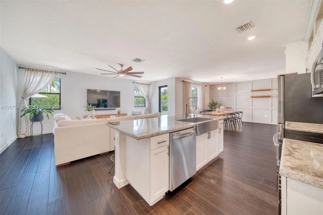 4 of 62 - 2655 Se 1st Street, Homestead, FL