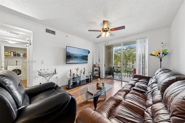 2280 E Preserve Way #204, Miramar