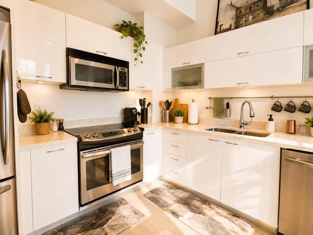 3 of 23 - 133 Ne 2nd Avenue #208, Miami, FL