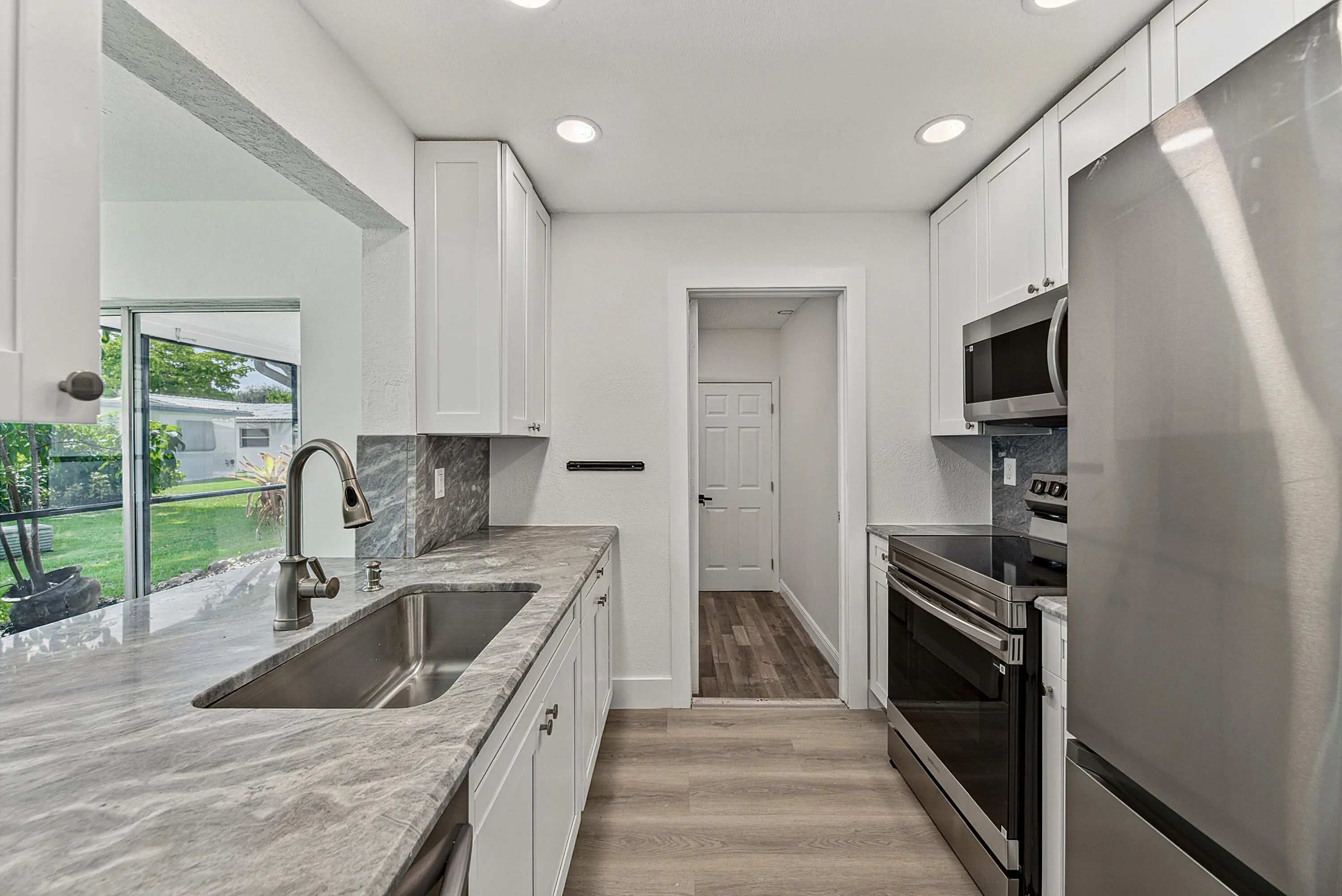 1190 Nw 90th Avenue, Plantation
