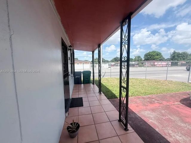 3 of 21 - 3190 Nw 97th Street, Miami, FL