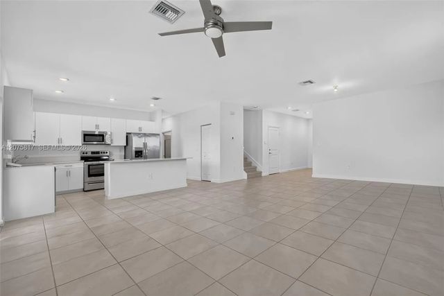 5 of 39 - 11942 Sw 239th Street, Homestead, FL