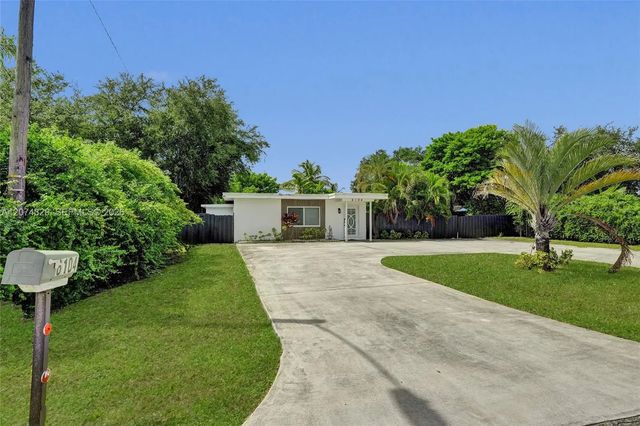 2 of 46 - 6104 Sw 33rd Street, Miramar, FL