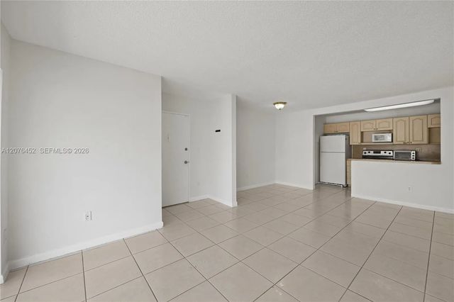 4 of 26 - 4154 Nw 79th Avenue #2a, Doral, FL