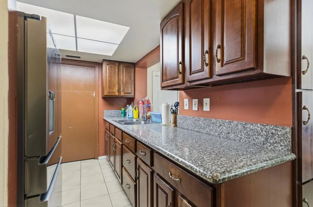 4 of 34 - 4818 Nw 58th Street, Tamarac, FL